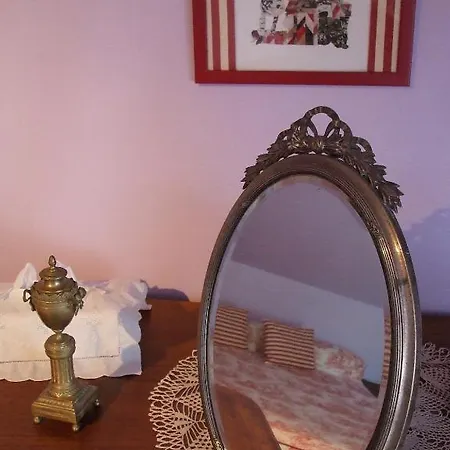 Le Moulin D'hys Bed & Breakfast