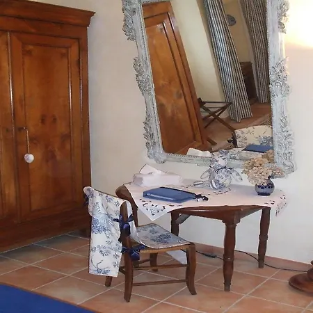 ル ムーラン ディス 3* La Cropte