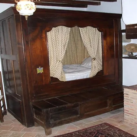 Le Moulin D'hys Bed & Breakfast