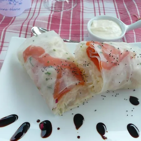 ル ムーラン ディス ベッド・アンド・ブレックファスト