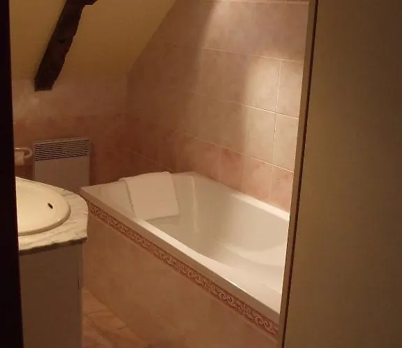 Couette-café Le Moulin D'hys 3*