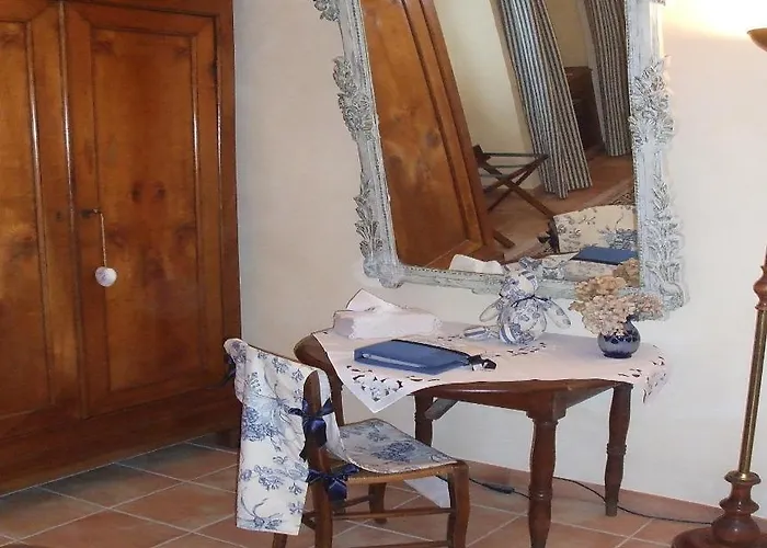 Le Moulin D'hys 3* La Cropte