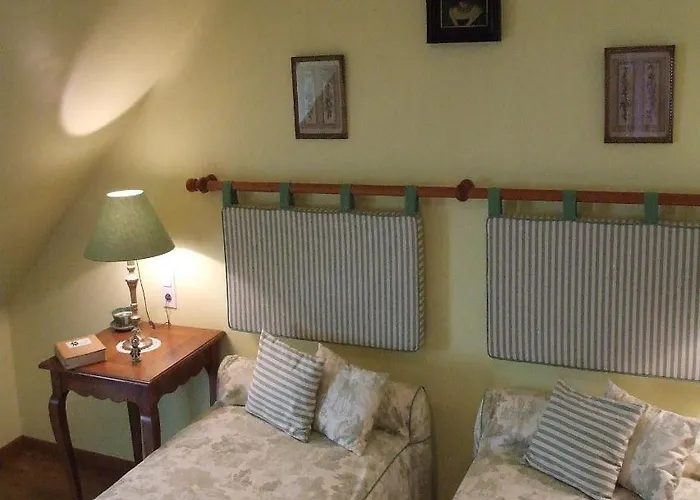 Couette-café Le Moulin D'hys 3*